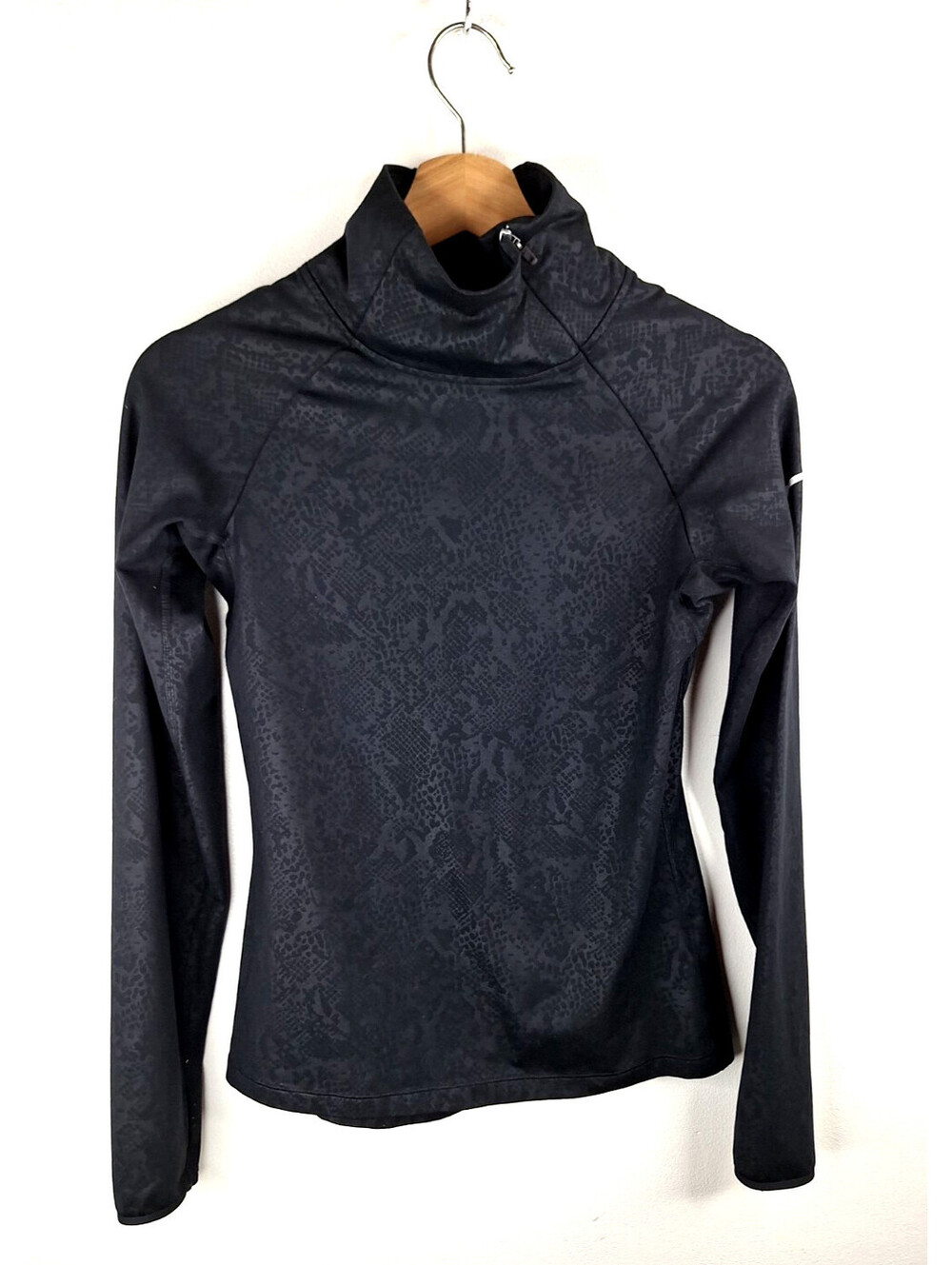 Nike Pro HyperWarm Vixen Athletic Pullover Gorpcore Activewear Monochromatic S